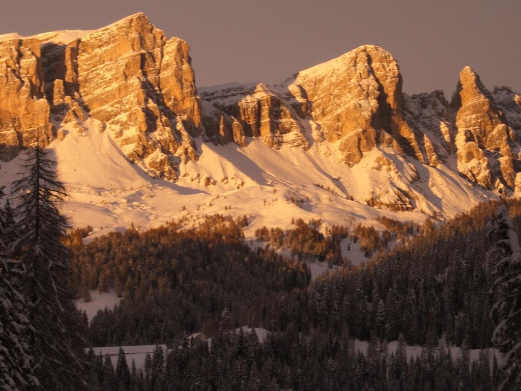 Rifugio Passo Staulanza Hotel Zoldo Alto Luaran gambar
