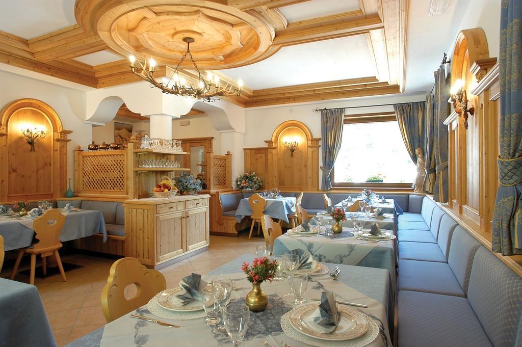 Rifugio Passo Staulanza Hotel Zoldo Alto Luaran gambar